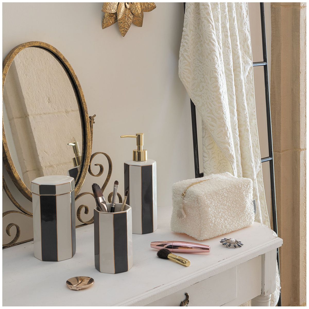 Set de baño - Madame de Récamier Gris - Imagen 2